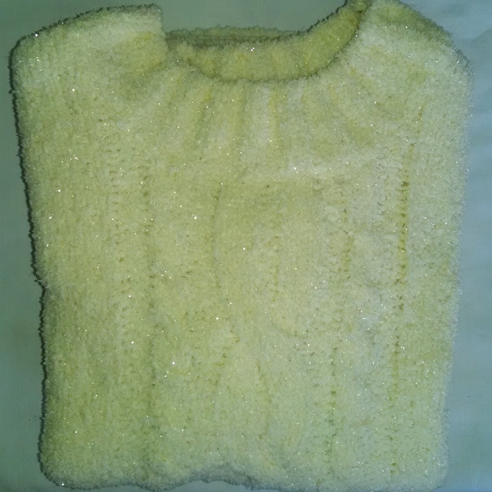 Girls Beautiful Light Yellow Soft Winter Sweater